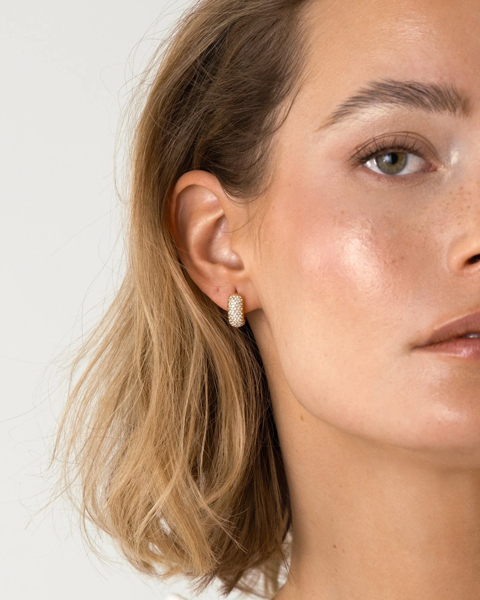 Amour Hoops Small - Image 3