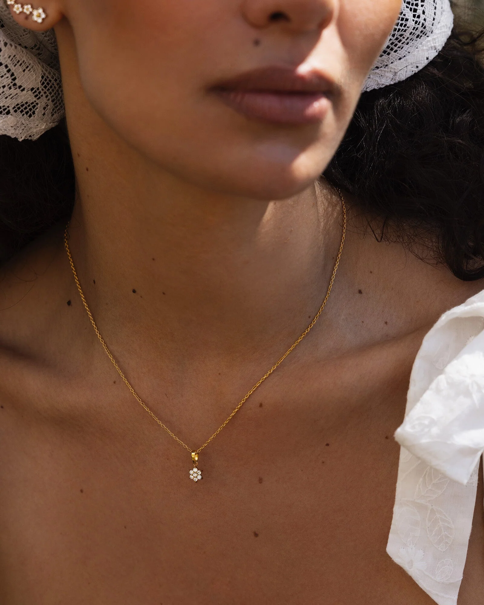 Flora Gold Necklace - Image 3