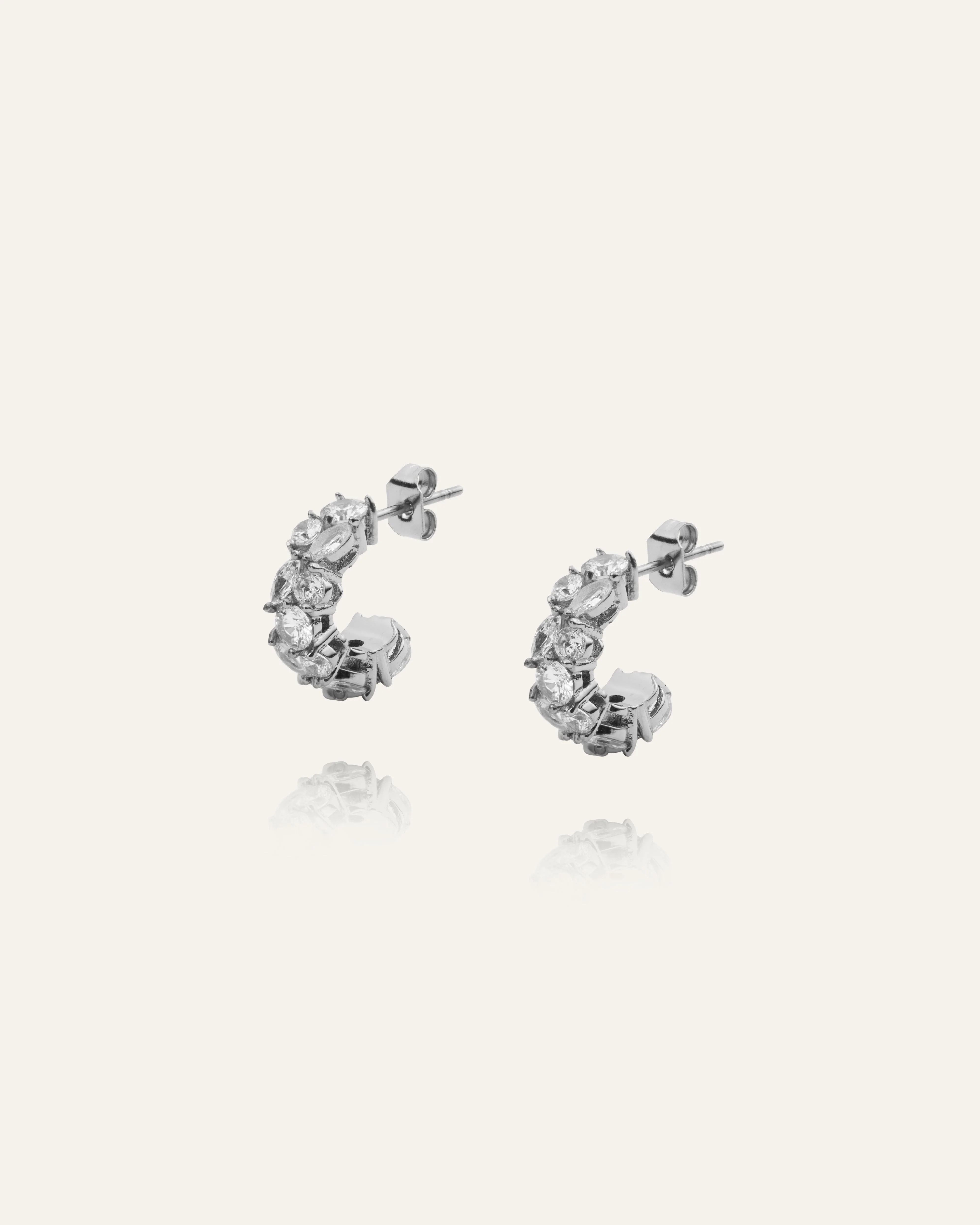 Queen Earrings Small - Image 4
