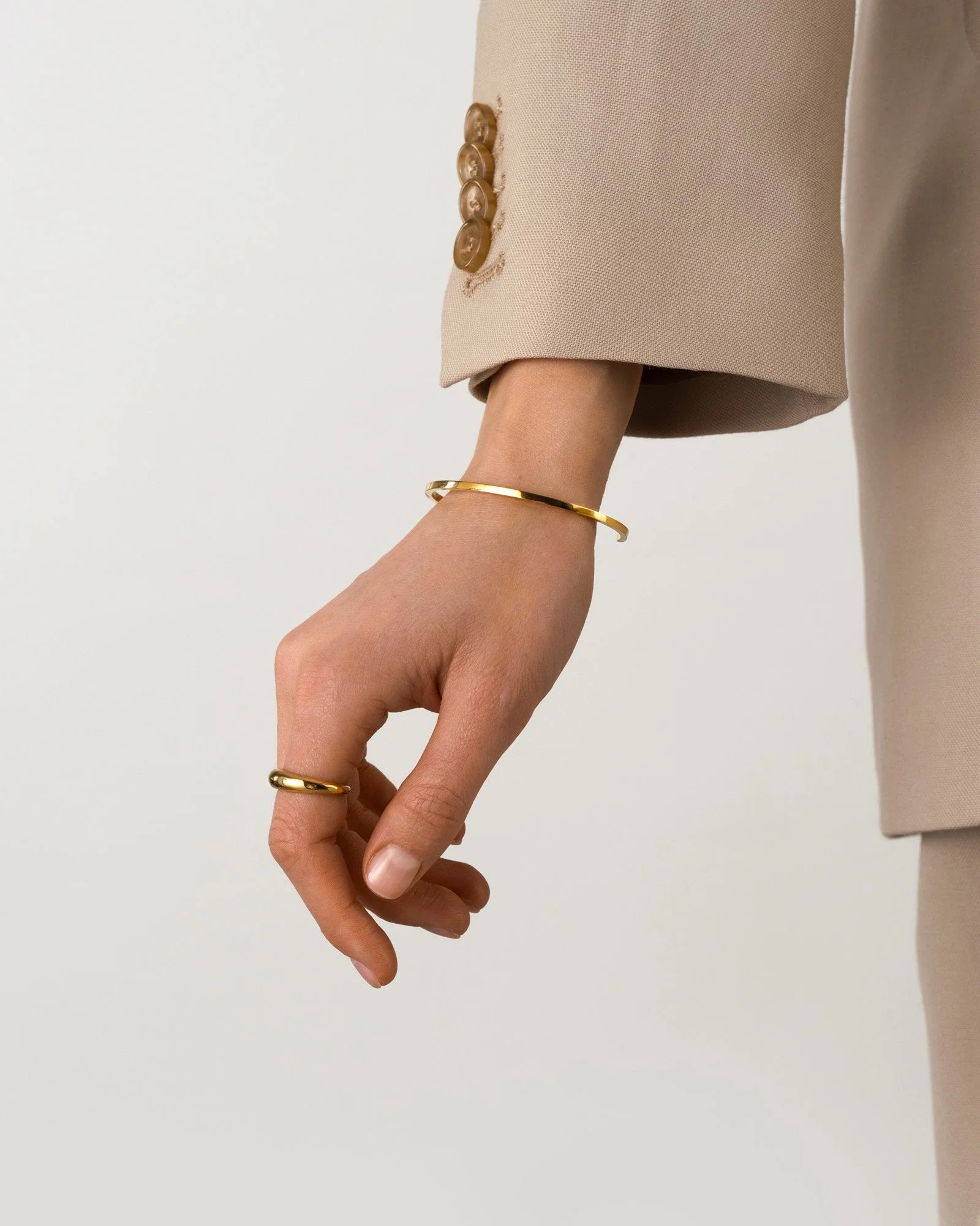 Sleek Bangle Small - Image 3